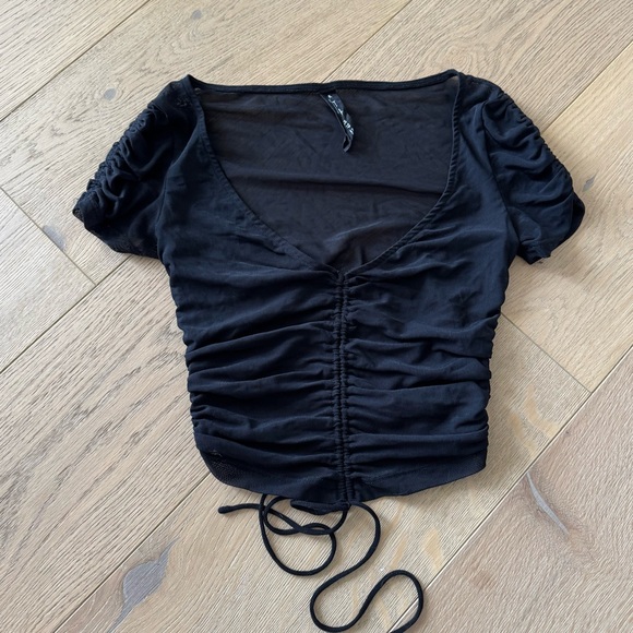 Urban Outfitters - Out From Under Ruched Tie Front Top Black - Picture 1 of 6